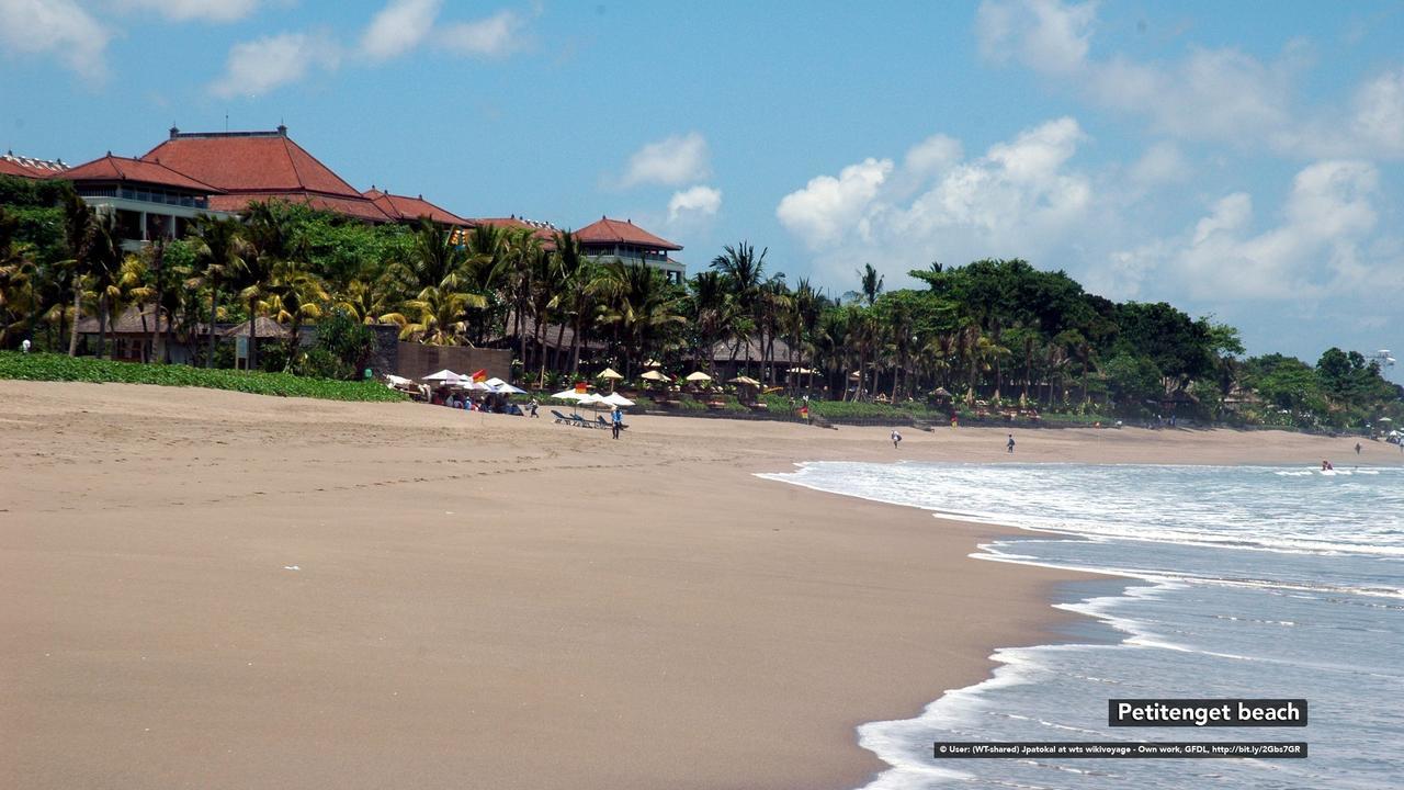 Zen Rooms Seminyak Kayu Jati Exterior foto
